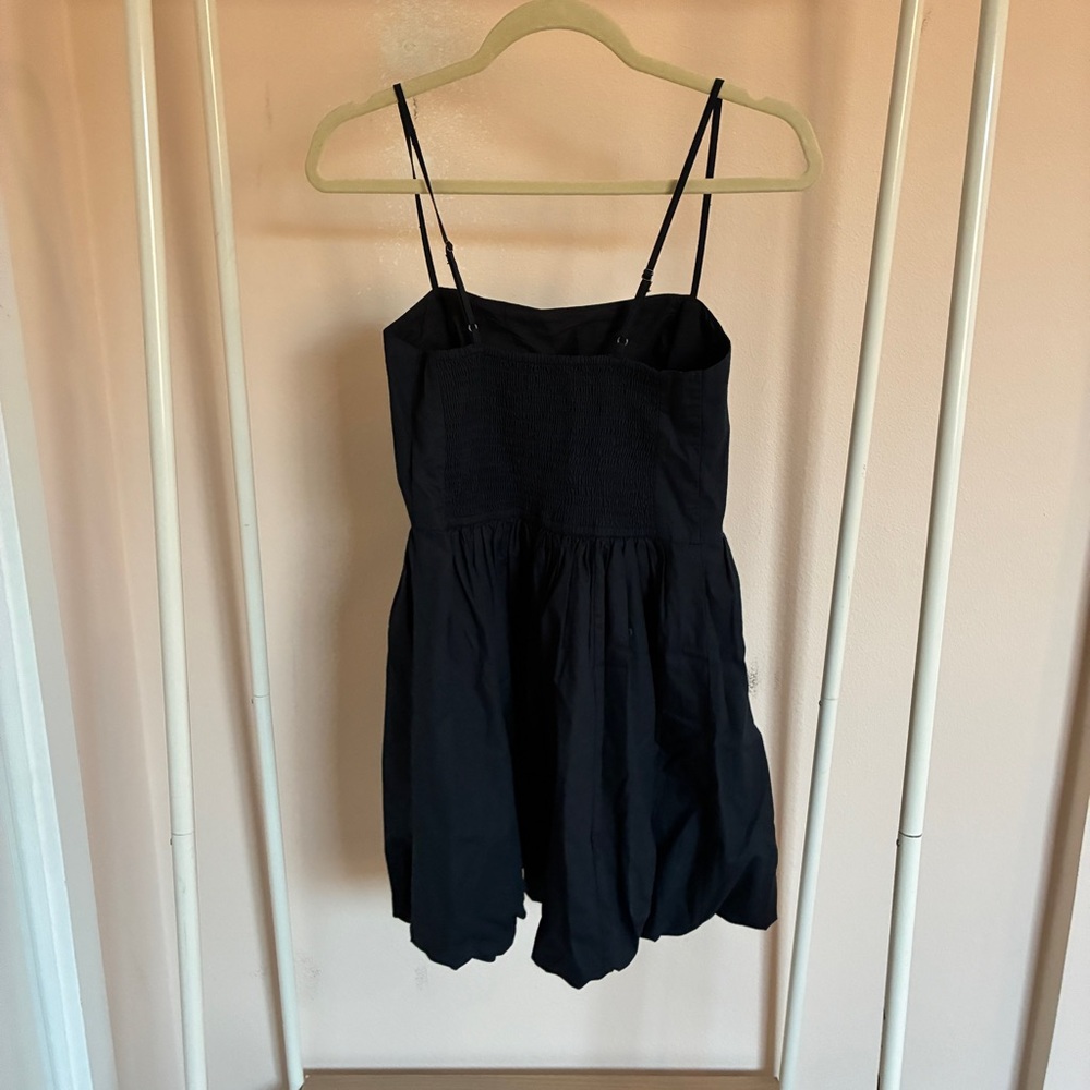 Abercrombie & Fitch Black bubble skirt Smocked back mini Dress - Picture 3 of 6
